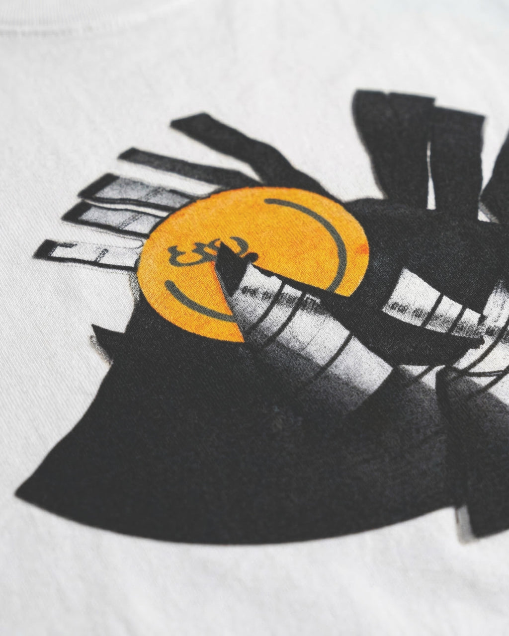 89 Smiley Vinyl Tee